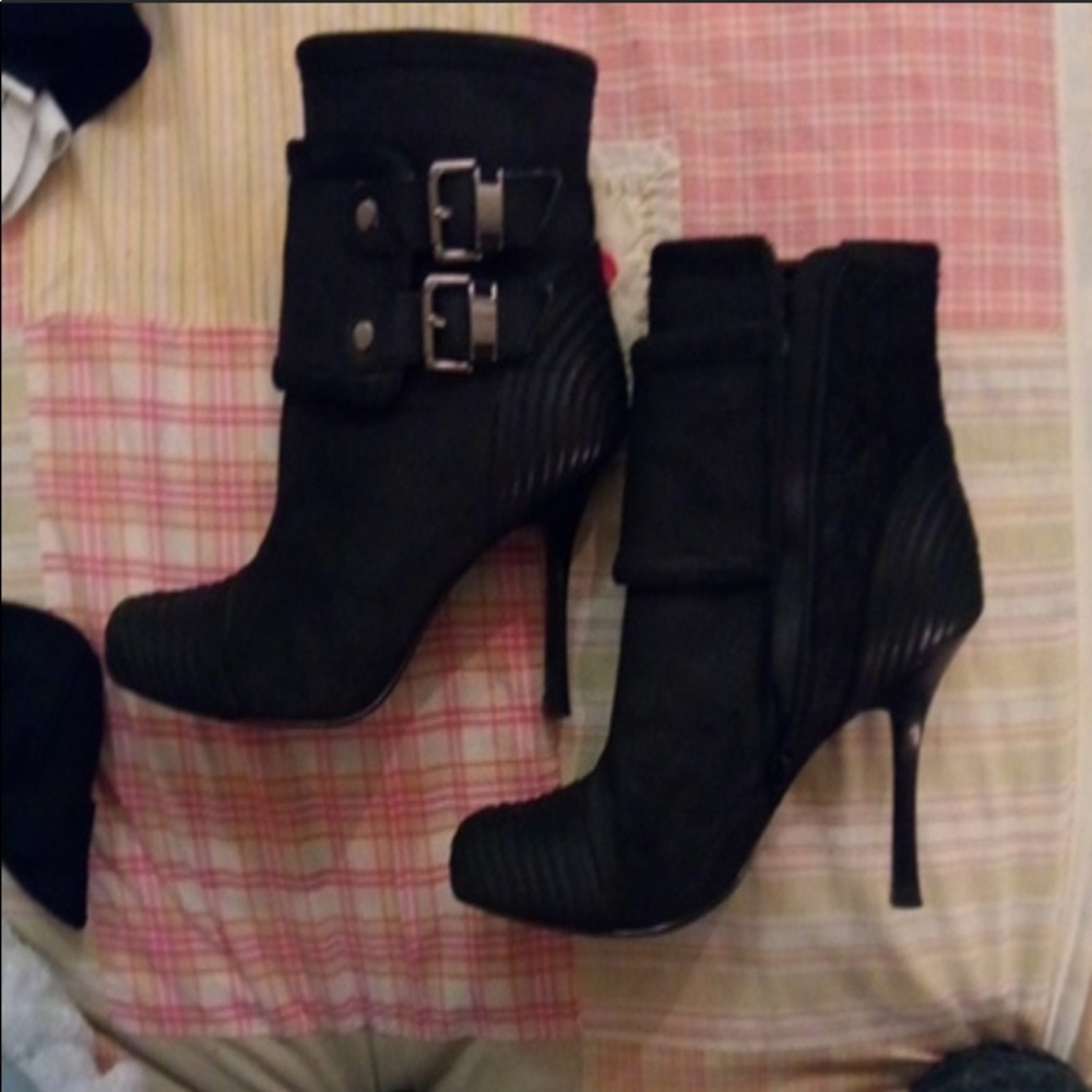 Blk Leather Ankle Booties NWOT